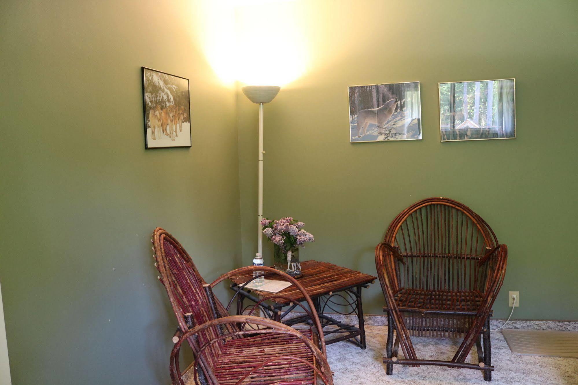 Mulvehill Creek Wilderness Inn And Wedding Chapel 레벨스톡 외부 사진