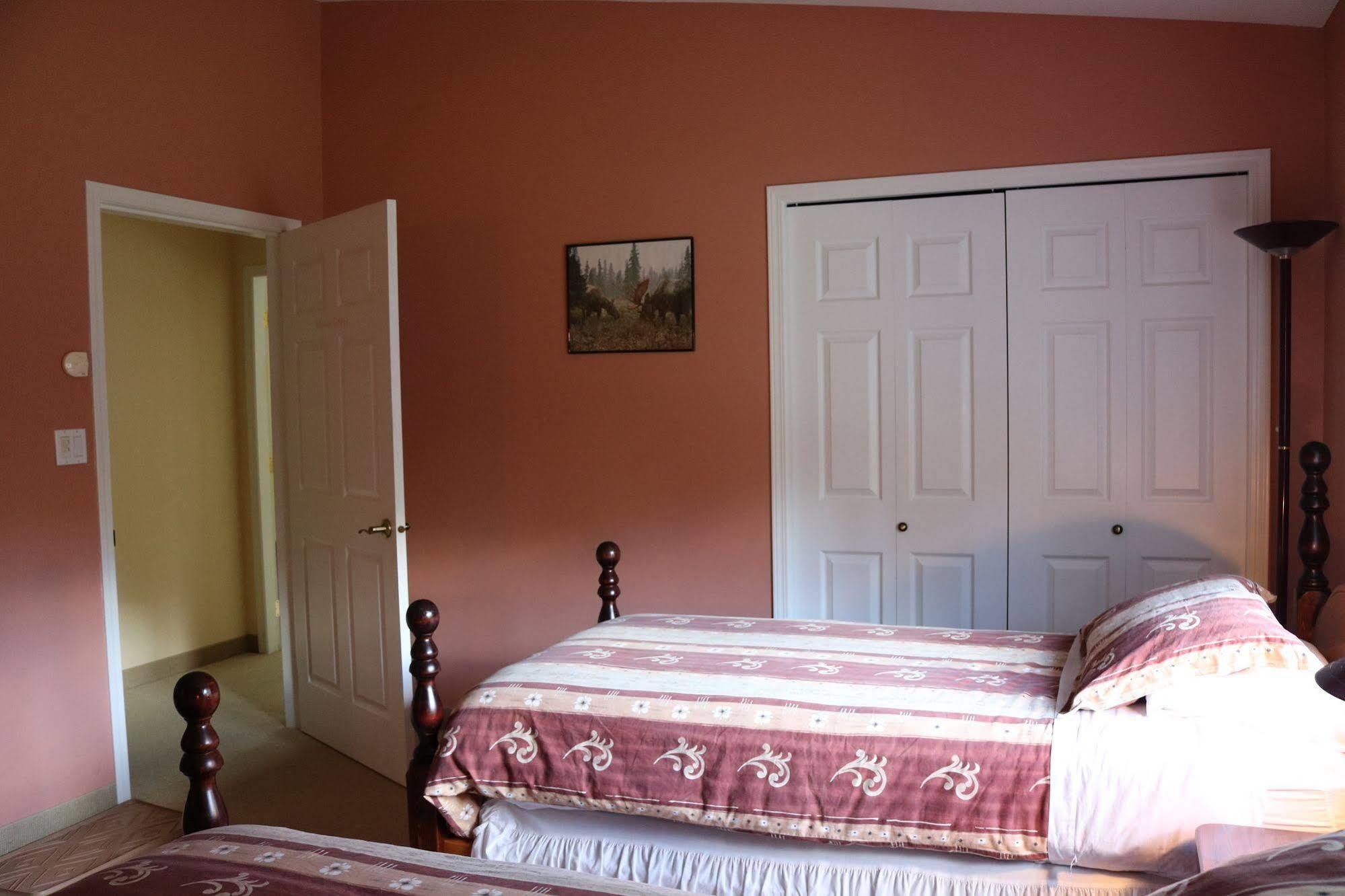 Mulvehill Creek Wilderness Inn And Wedding Chapel 레벨스톡 외부 사진